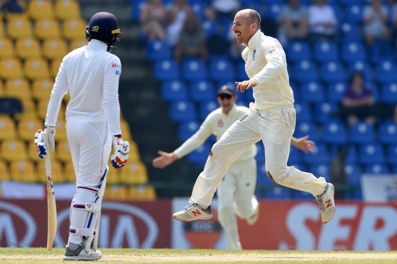 Jack Leach struck the early blows, Sri Lanka v England, 2nd Test, Pallekele, 4th day, November 17, 2018