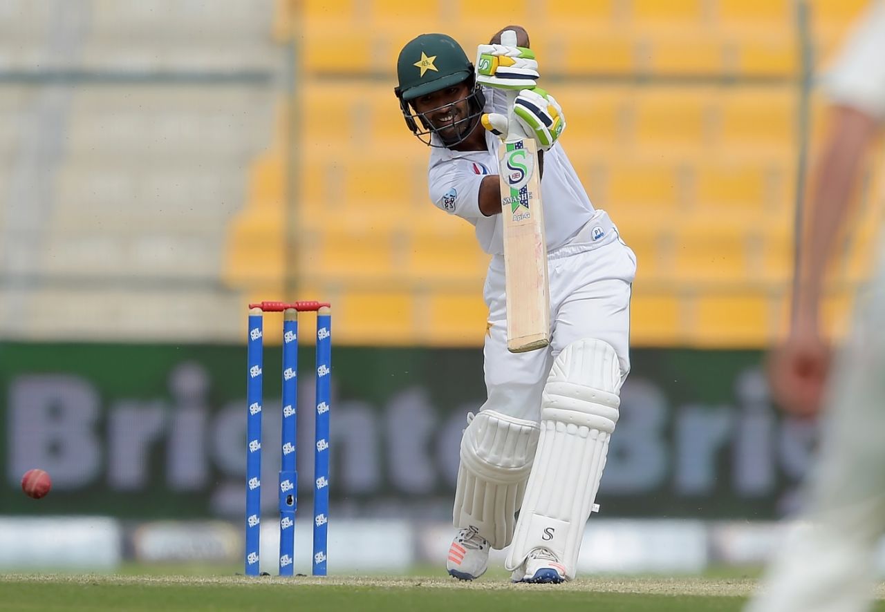Asad Shafiq punches down the ground, Pakistan v New Zealand, 1st Test, Abu Dhabi, 2nd day, November 17, 2018