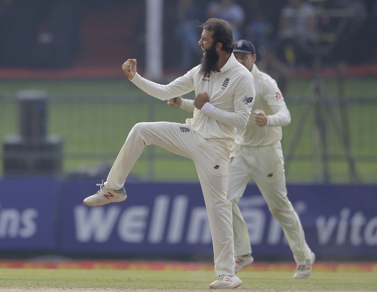 Moeen Ali made the key breakthrough after tea, Sri Lanka v England, 2nd Test, Pallekele, 4th day, November 17, 2018