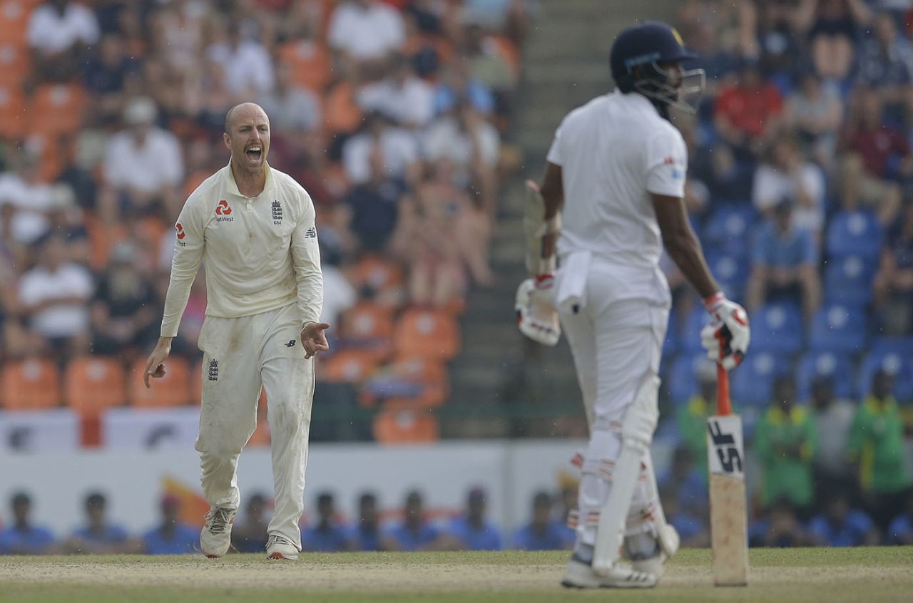 Jack Leach removed Dilruwan Perera, Sri Lanka v England, 2nd Test, Pallekele, 4th day, November 17, 2018