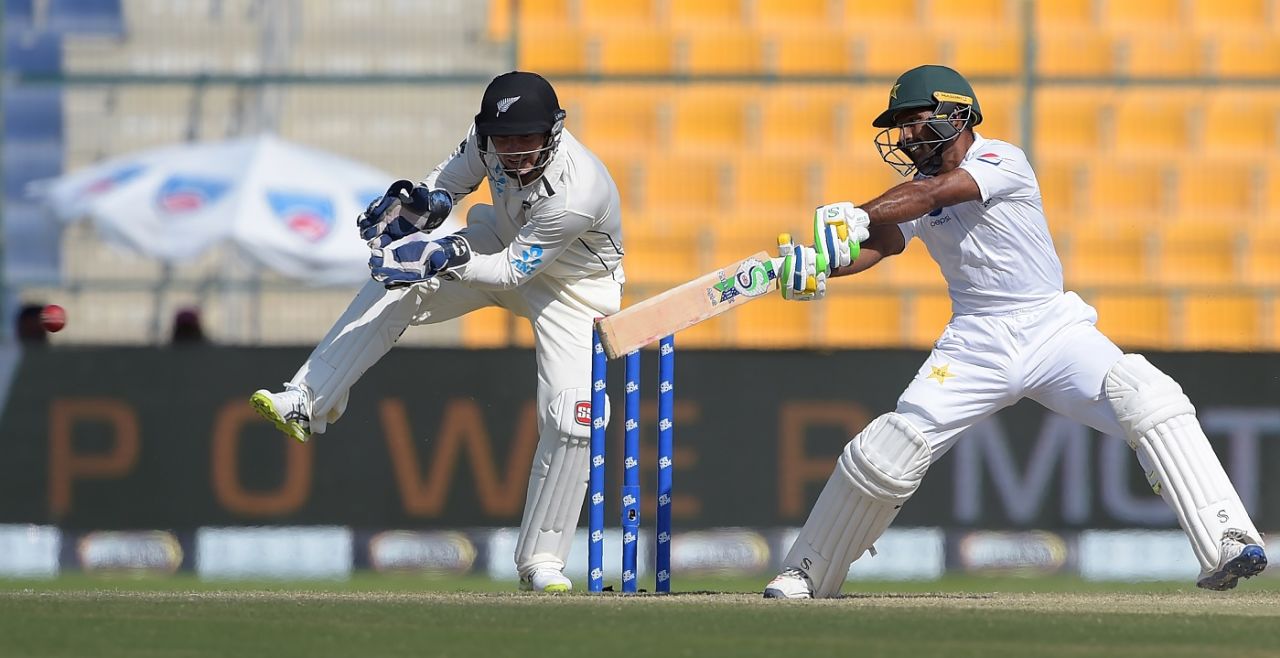 Asad Shafiq plays a cut, Pakistan v New Zealand, 1st Test, Abu Dhabi, 4th day, November 19, 2018