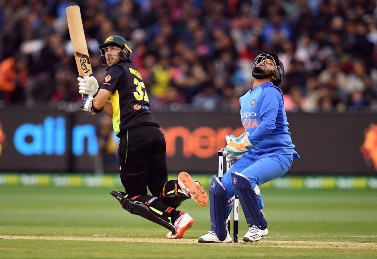 Glenn Maxwell plays the scoop, Australia v India, 2nd T20I, MCG, Melbourne, November 23, 2018