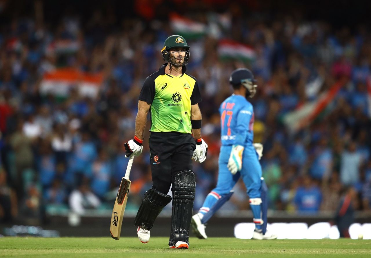 Glenn Maxwell walks back after being dismissed, Australia v India, 3rd T20I, Sydney, November 25, 2018