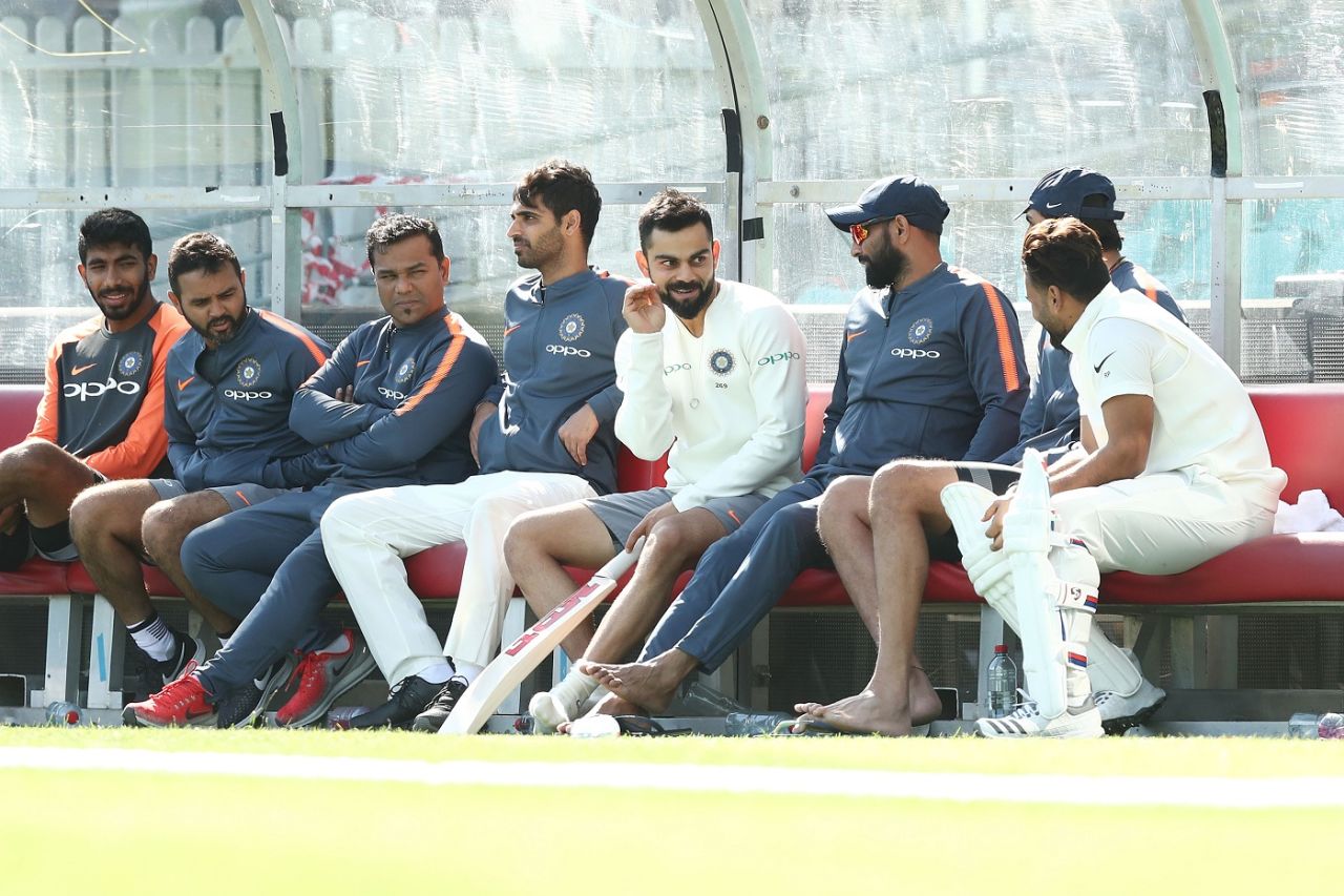 Virat Kohli in a lighter mood, CA XI v Indians, Tour match, SCG, November 29, 2018