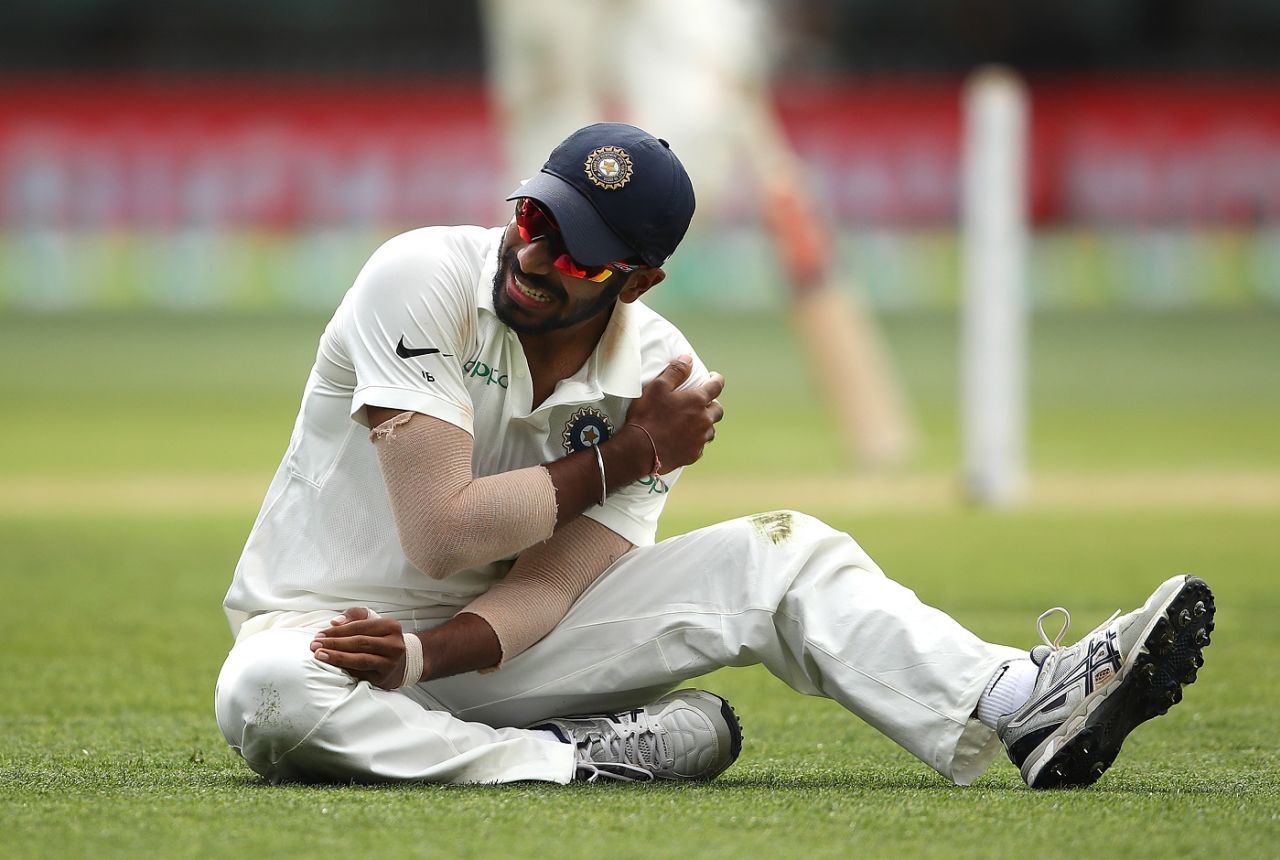 Jasprit Bumrah had an injury scare, Australia v India, 1st Test, Adelaide, 4th day, December 9, 2018