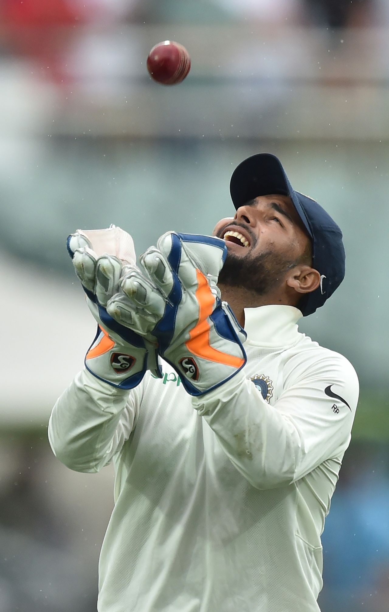 Rishabh Pant takes a catch, Australia v India, 1st Test, Adelaide, 2nd day, December 7, 2018