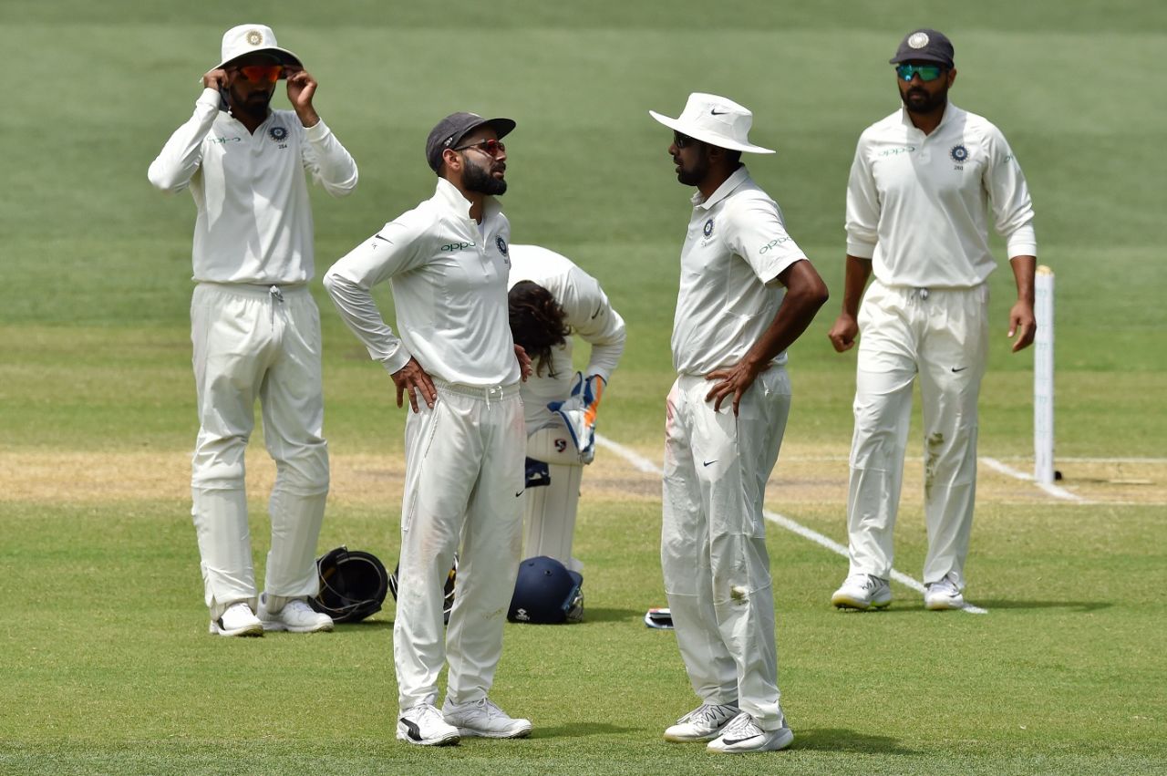 Virat Kohli has a chat with R Ashwin as it gets tense, Australia v India, 1st Test, Adelaide, 5th day, December 10, 2018