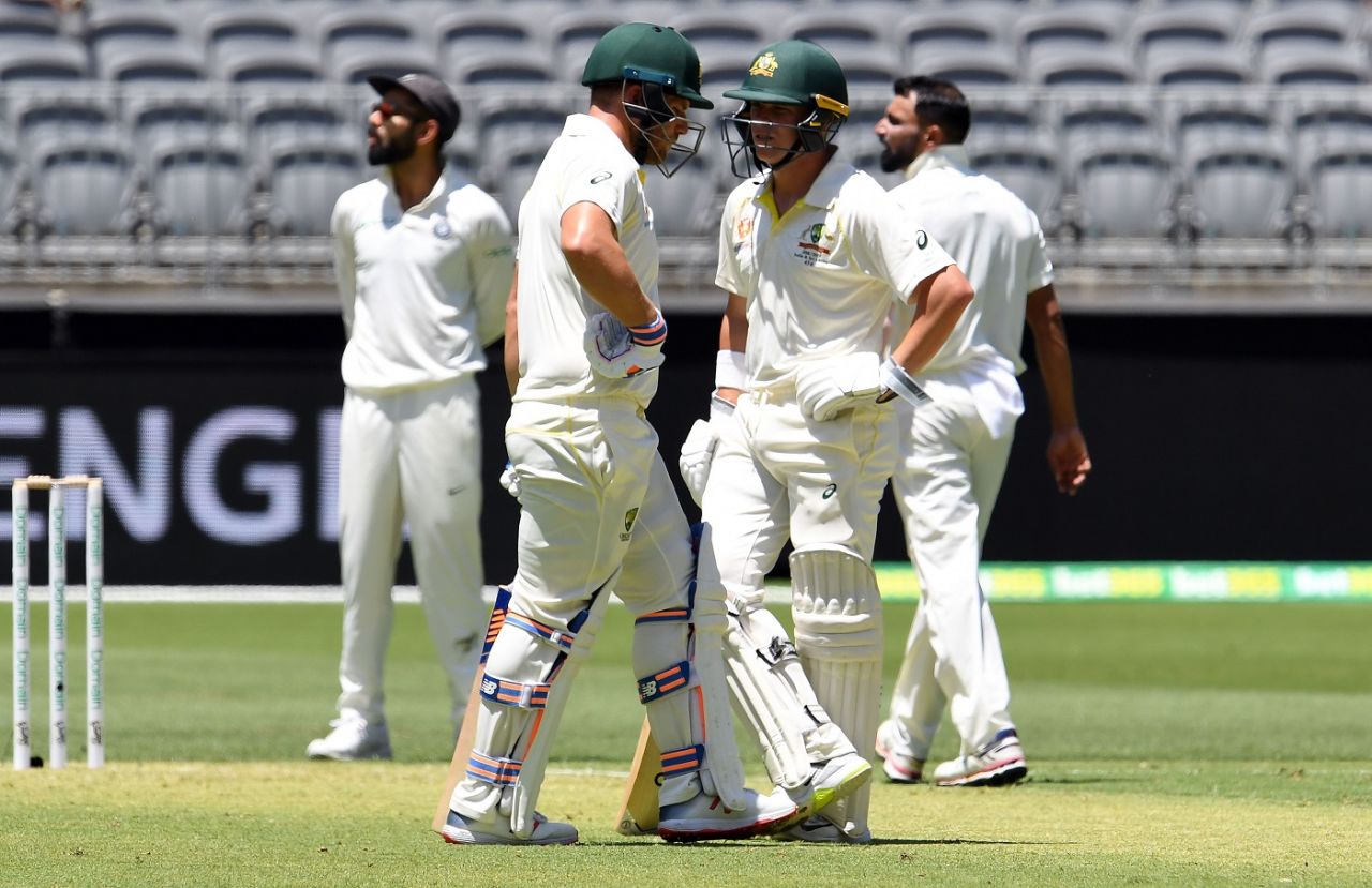 Aaron Finch and Marcus Harris have a chat between overs, Australia v India, 2nd Test, Perth, 1st day, December 14, 2018