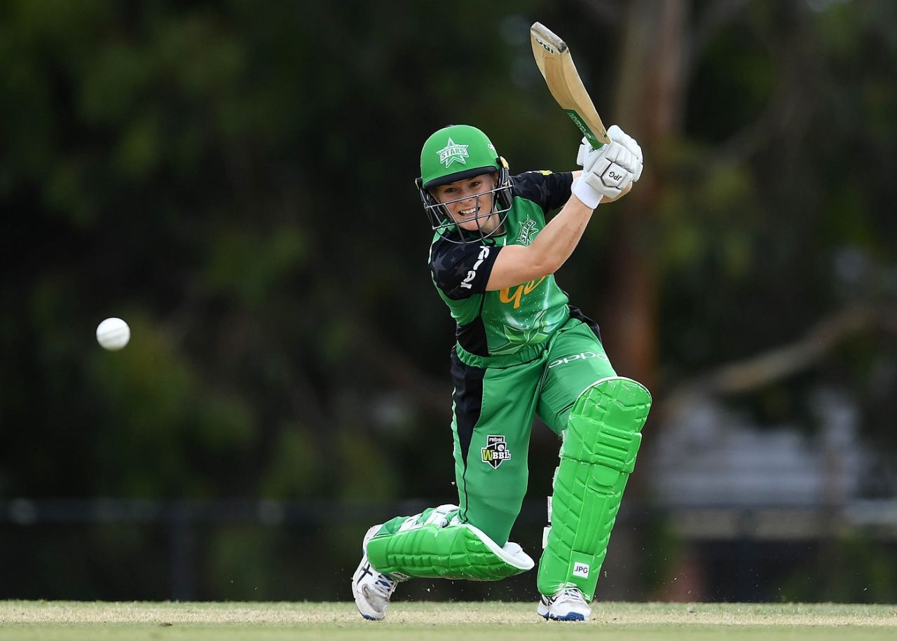 Katie Mack drives powerfully, Melbourne Stars v Perth Scorchers, WBBL 2018-19, Melbourne, December 16, 2018