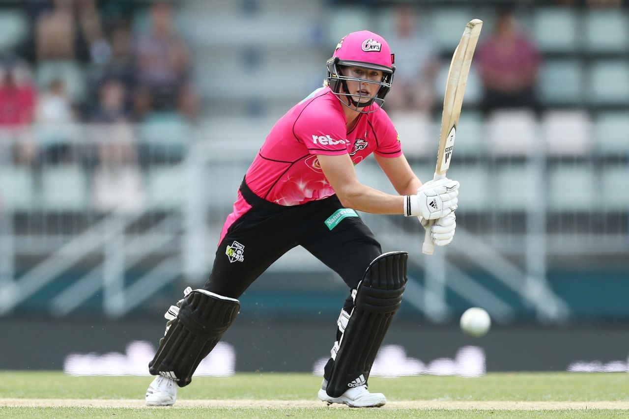 Ellyse Perry plays one into the offside, Hobart Hurricanes v Sydney Sixers, WBBL 2018-19, Hobart, December 16, 2018