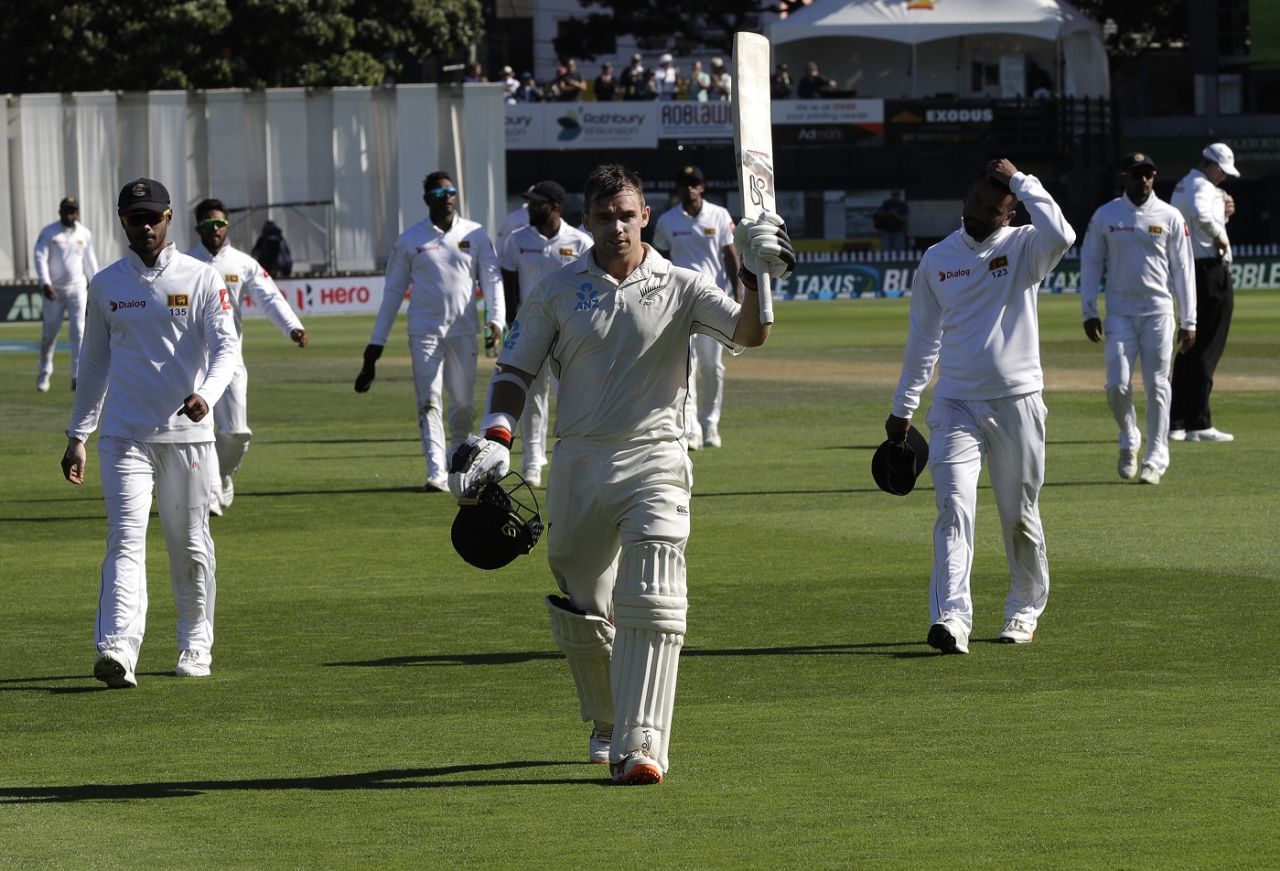 Tom Latham walks off the field, having carried his bat through for a remarkable 264 not out, New Zealand v Sri Lanka, 1st Test, Wellington, 3rd day, December 17, 2018