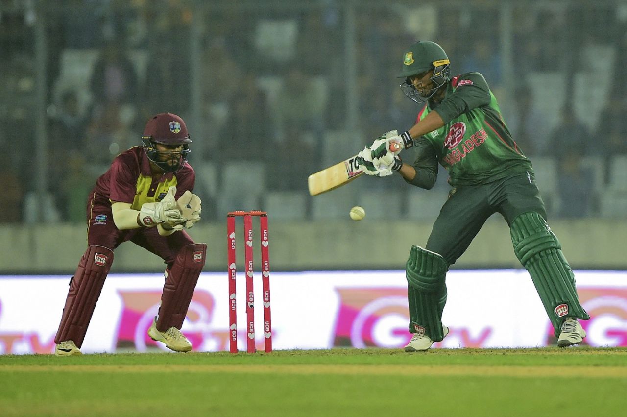 Mahmudullah looks to play on the off side, Bangladesh v West Indies, 2nd T20I, Mirpur, December 20, 2018