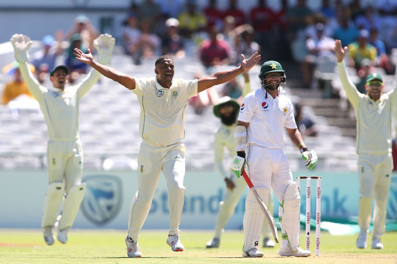 Vernon Philander trapped Imam-ul-Haq lbw, South Africa v Pakistan, 2nd Test, Cape Town, 1st day, January 3, 2018