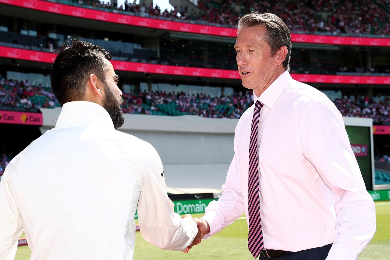 Virat Kohli presents a pink cap to Glenn McGrath, Australia v India, 4th Test, Sydney, 3rd day, January 5, 2019