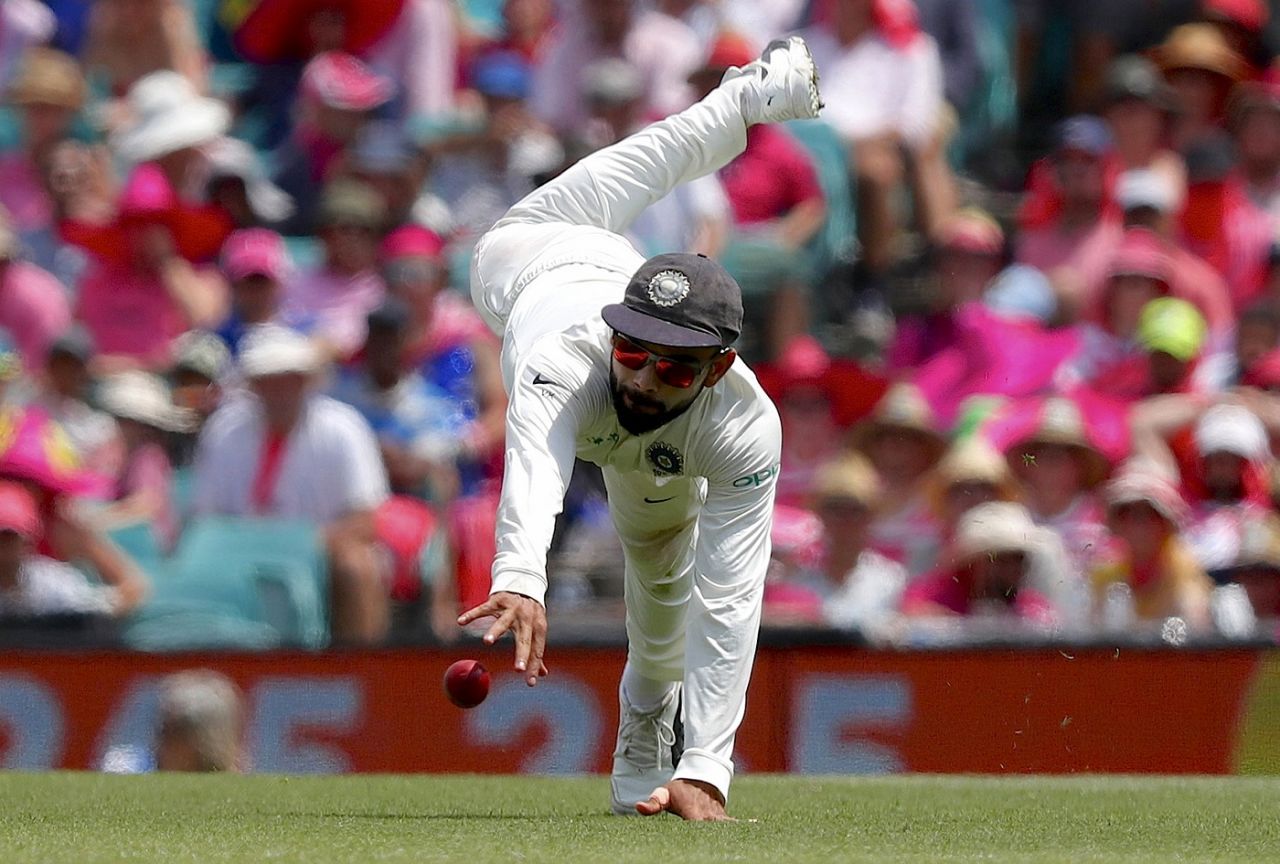 Virat Kohli puts in an acrobatic effort, Australia v India, 4th Test, Sydney, 3rd day, January 5, 2019