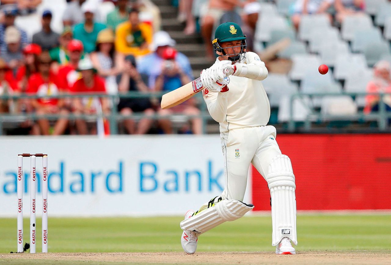 Dale Steyn lines up a slog through the leg side South Africa v Pakistan, 2nd Test, Cape Town, 3rd day, January 5, 2018