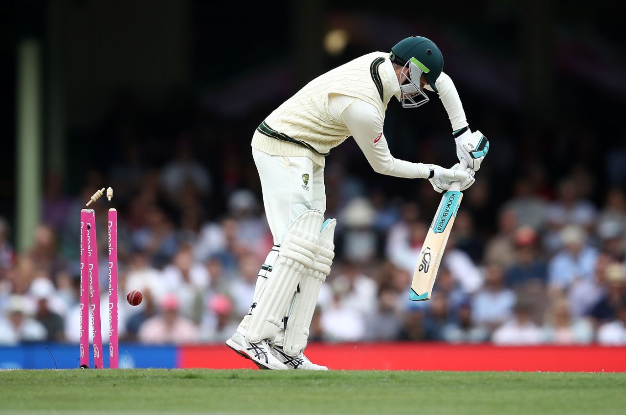 Peter Handscomb is bowled, Australia v India, 4th Test, Sydney, 4th day, January 6, 2018