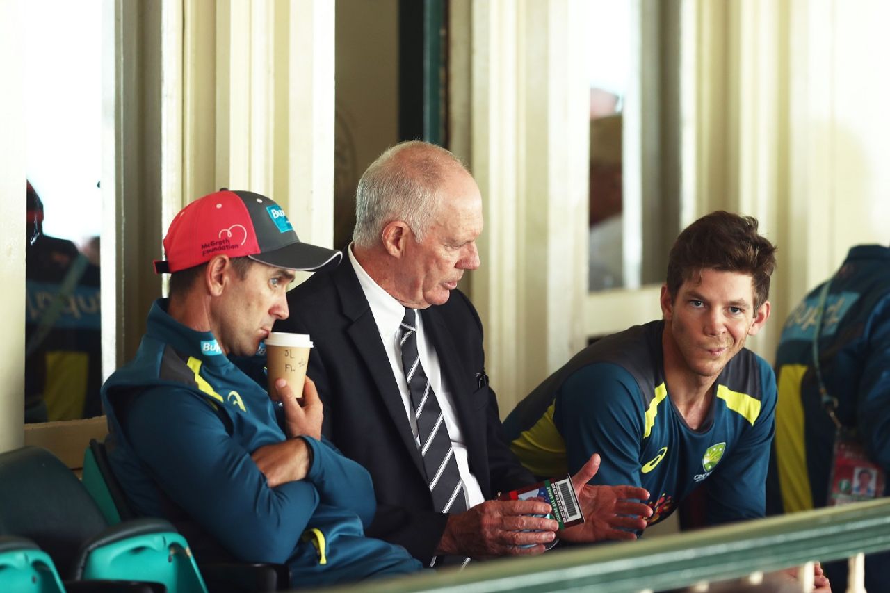 Greg Chappell talks to coach Justin Langer and captain Tim Paine, Australia v India, 4th Test, Sydney, 5th day, January 7, 2019