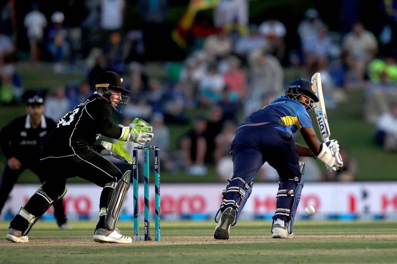 Thisara Perera flicks the ball as Tim Seifert watches on, New Zealand v Sri Lanka, 2nd ODI, Mount Maunganui