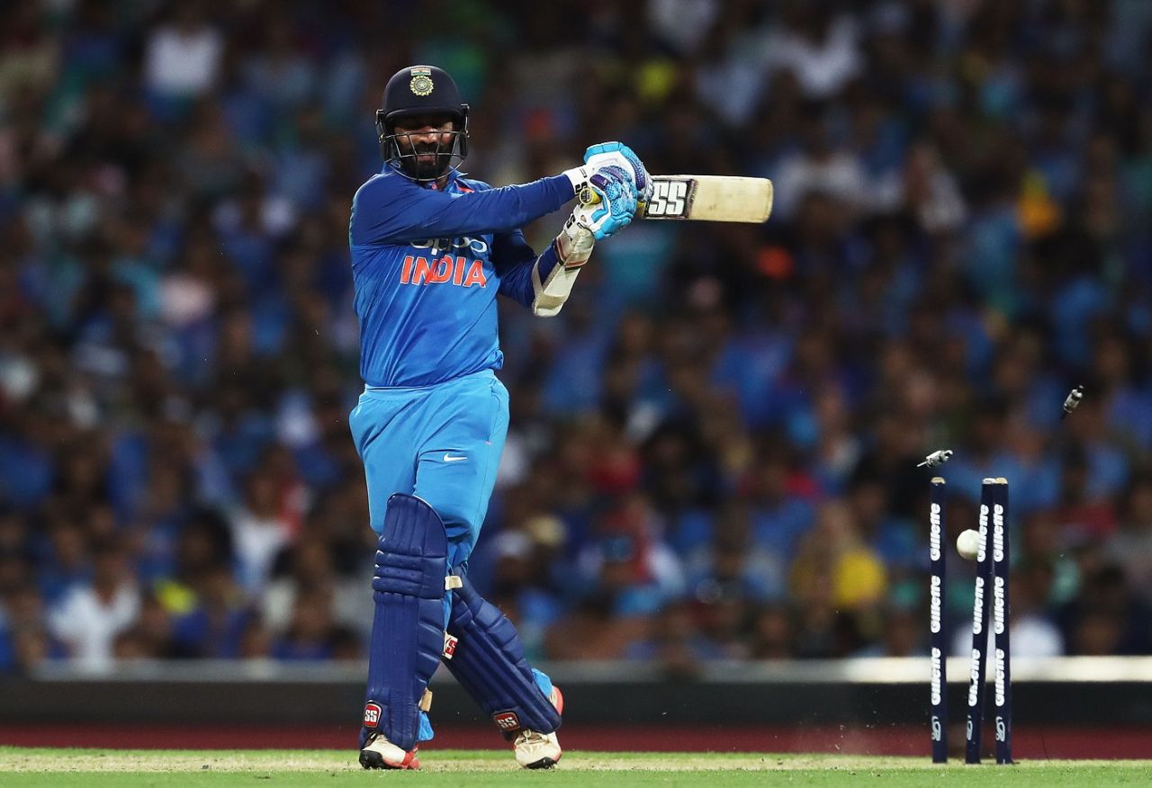 Dinesh Karthik is bowled, Australia v India, 1st ODI, Sydney, January 12, 2019