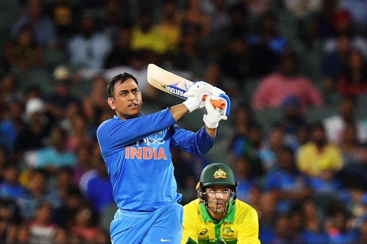 MS Dhoni launches one over long-on, Australia v India, 2nd ODI, Adelaide, January 15, 2018