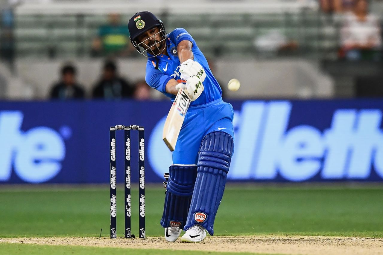 Kedar Jadhav goes big, Australia v India, 3rd ODI, Melbourne, January 18, 2019