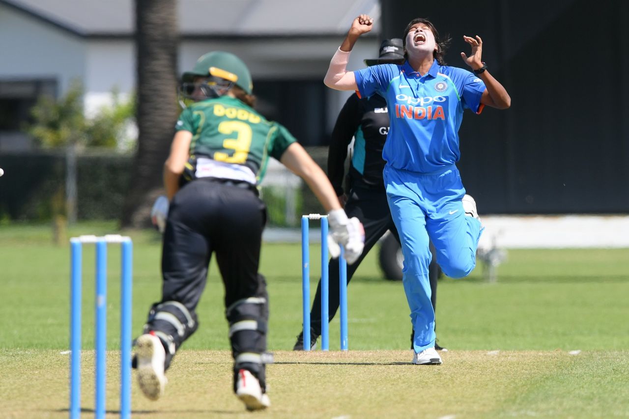 Jhulan Goswami reacts after delivering a ball, Central Districts women v Indian women, warm-up match, Napier, January 18, 2019