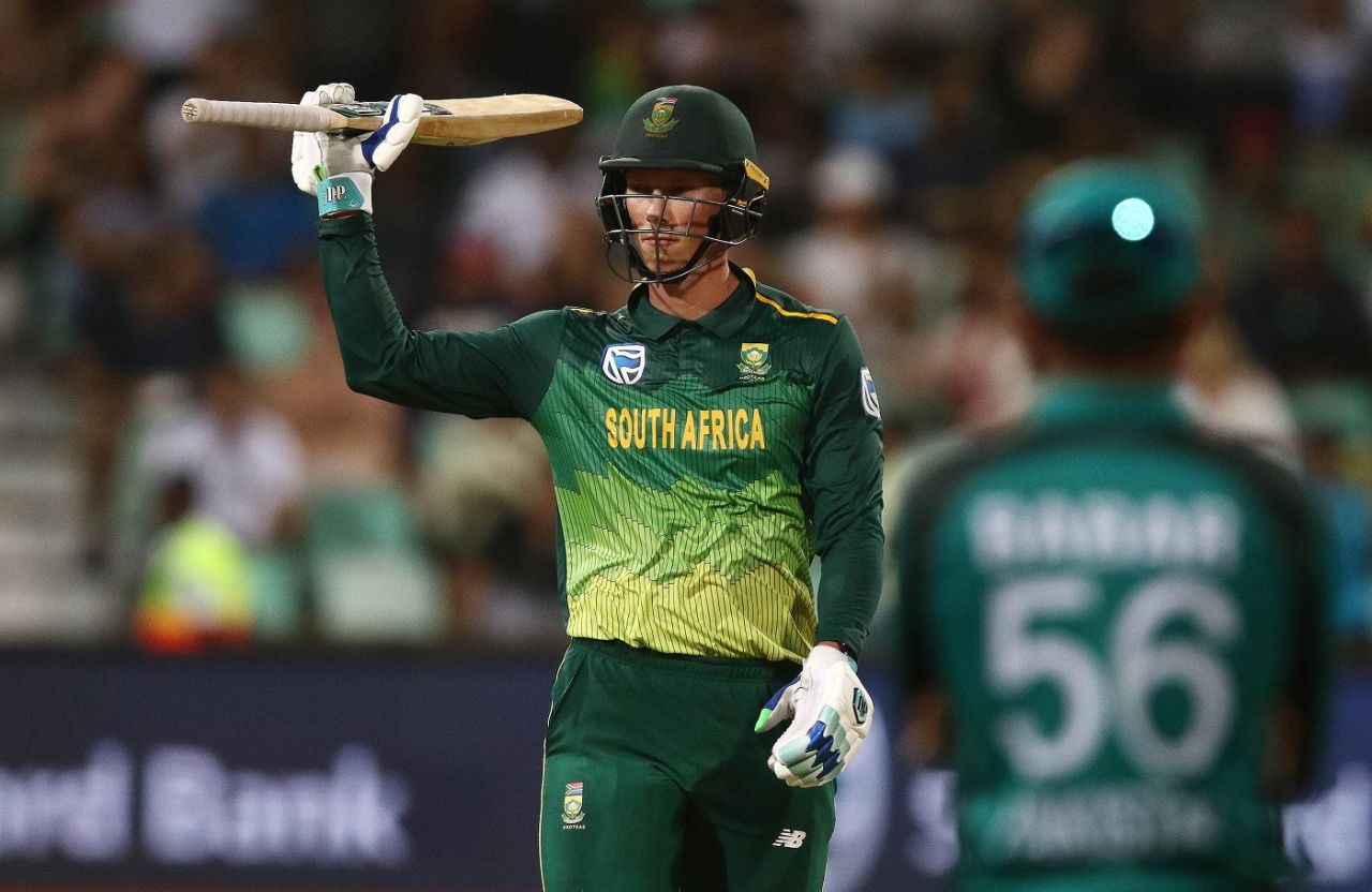 Rassie van der Dussen celebrates his fifty, South Africa v Pakistan, 2nd ODI, Durban, January 22, 2019