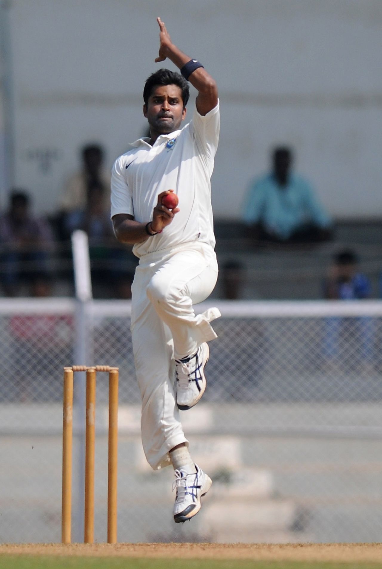 It was his last spell of the season, and Vinay had a lot to fight for