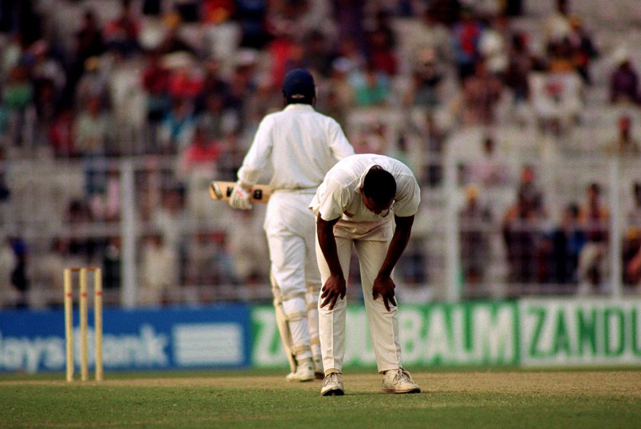 Head down for Devon Malcolm as India look set to win, India v England, 1st Test, Calcutta, February 1, 1993