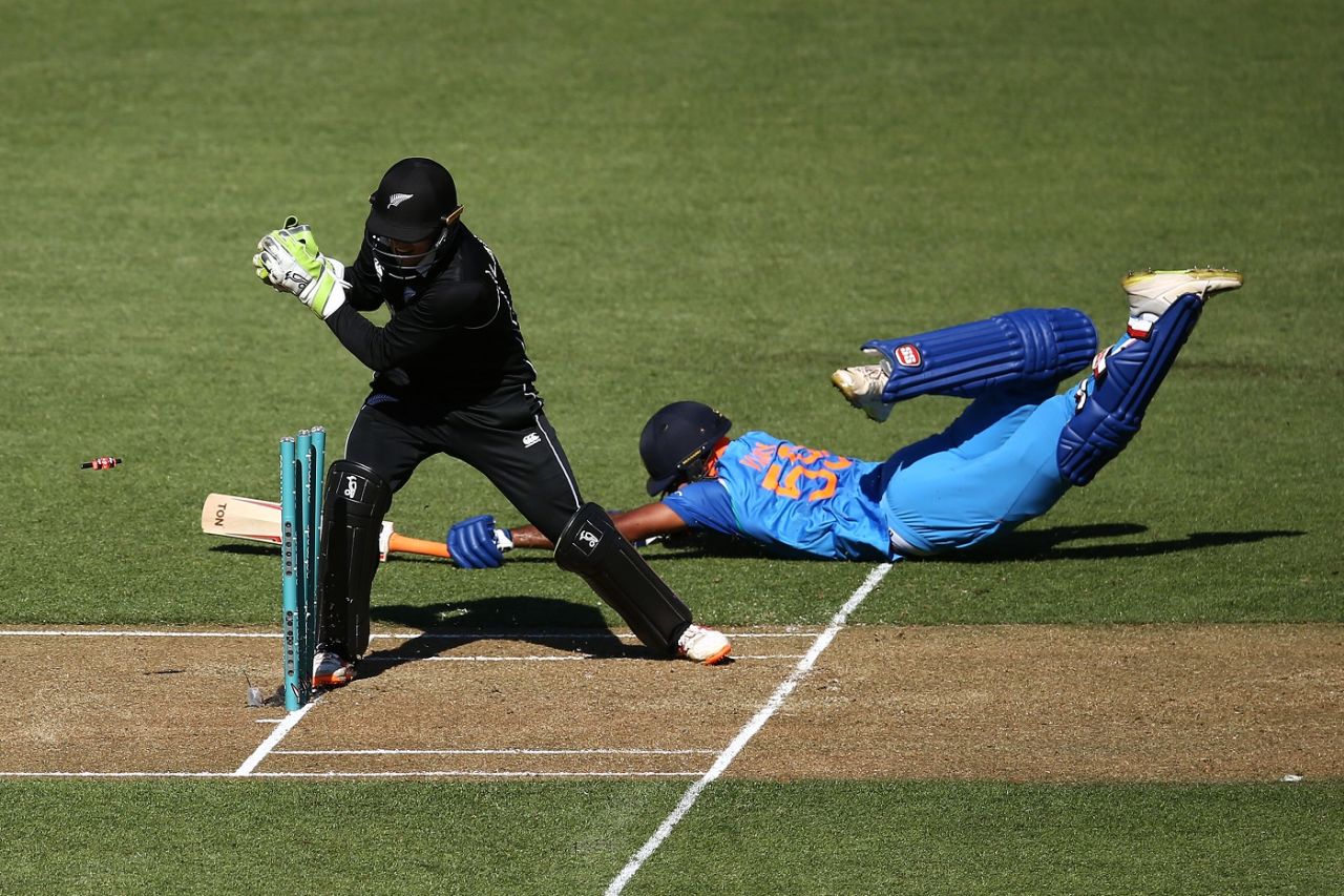 Vijay Shankar was run out after a mix-up, New Zealand v India, 5th ODI, Wellington, February 3, 2019