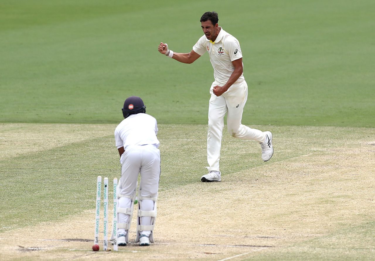 Mitchell Starc cleaned up Niroshan Dickwella, Australia v Sri Lanka, 2nd Test, Canberra, February 4, 2019