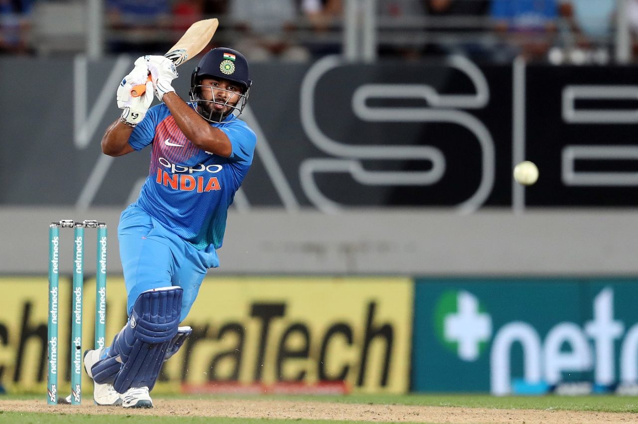 Rishabh Pant plays the ball down the ground, New Zealand v India, 2nd T20I, Auckland, February 8, 2019