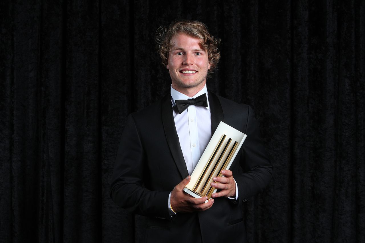Will Pucovski with the Bradman Young Cricketer Award, Melbourne, February 11, 2019
