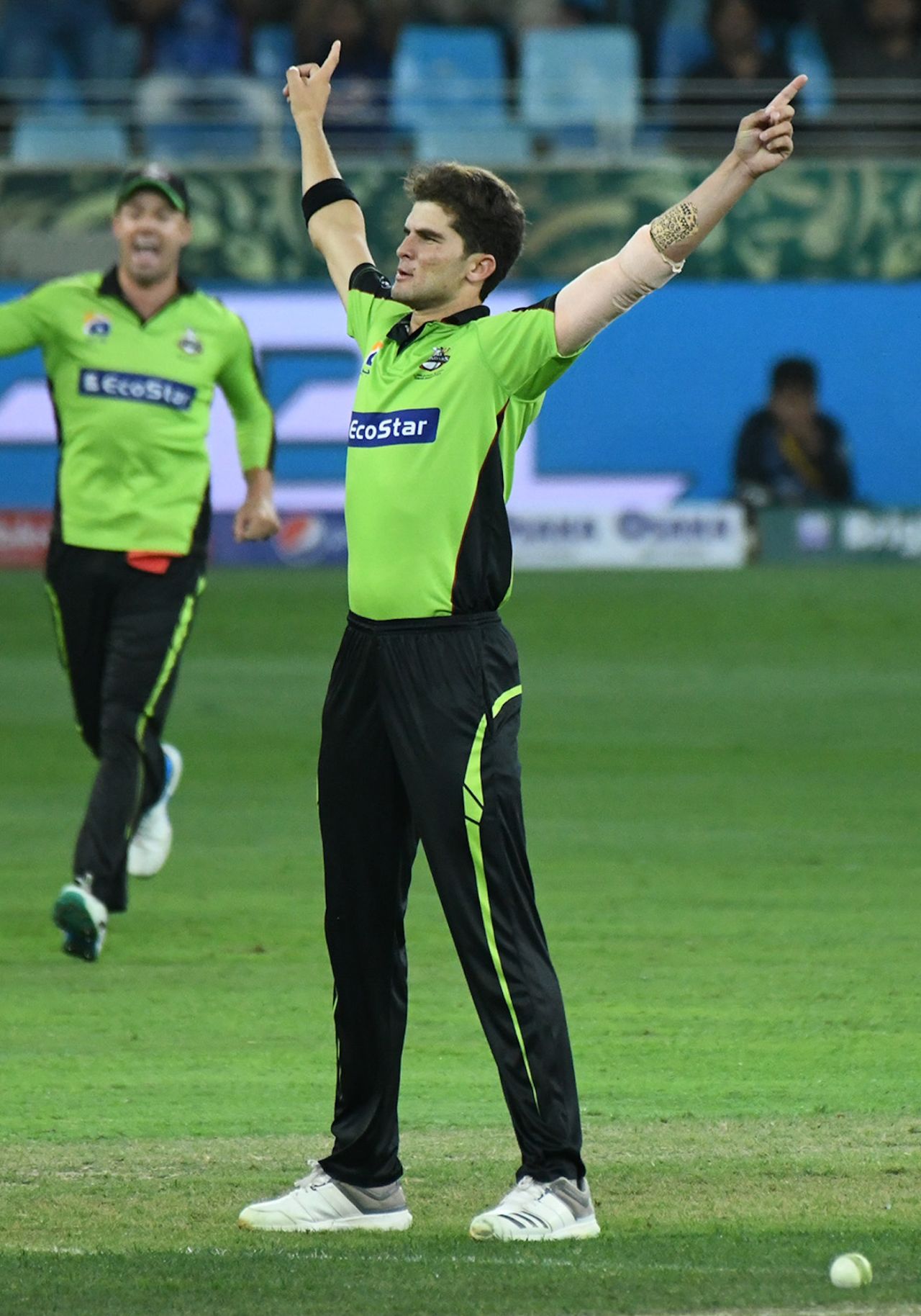 Shaheen Afridi brings out the Afridi celebration, Karachi Kings v Lahore Qalandars, PSL 2019, Dubai, February 16, 2019