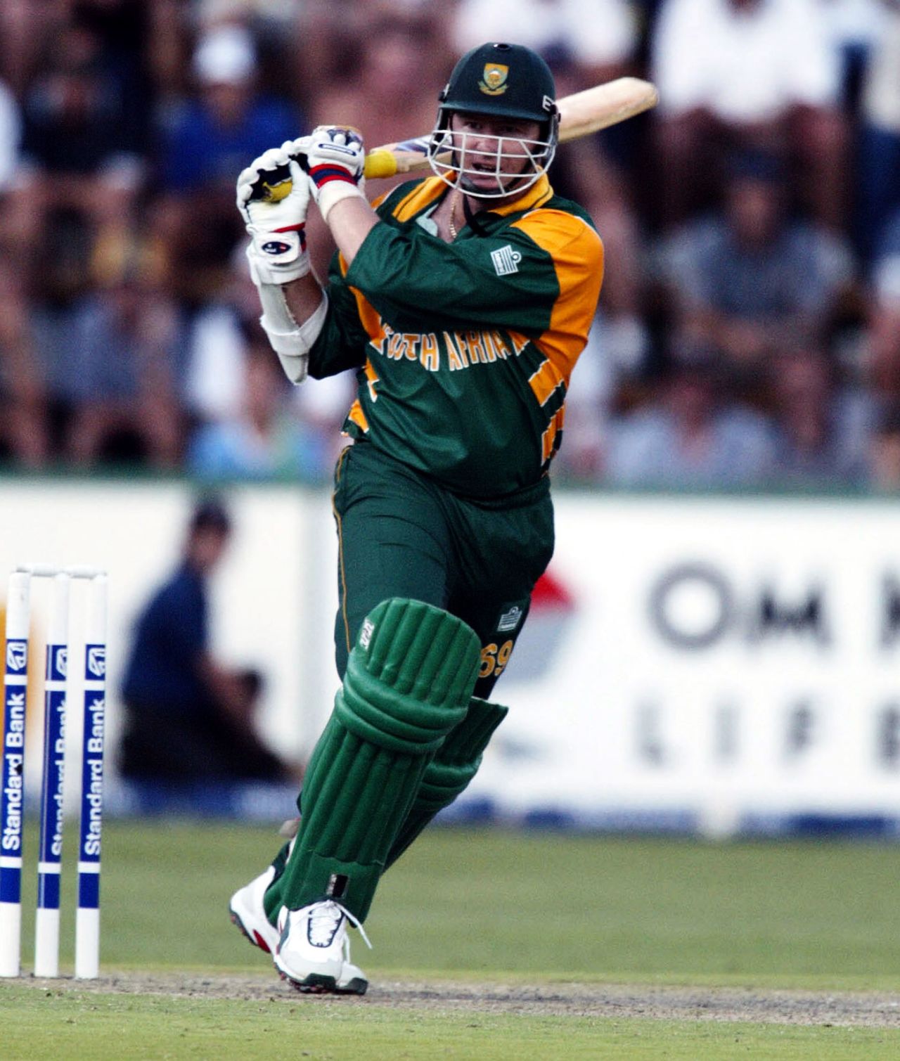 Lance Klusener pulls, South Africa v Australia, 1st ODI, Johannesburg, March 22, 2002