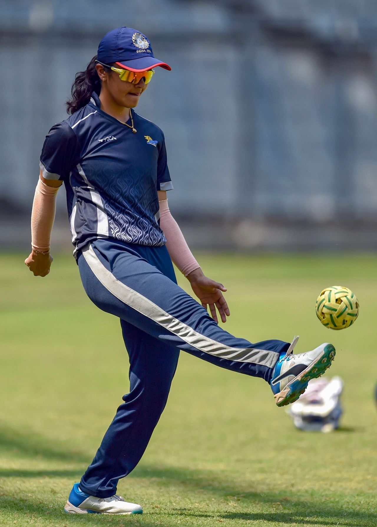 Harleen Deol warms up, India v England, 1st women's ODI, Mumbai, February 21, 2019