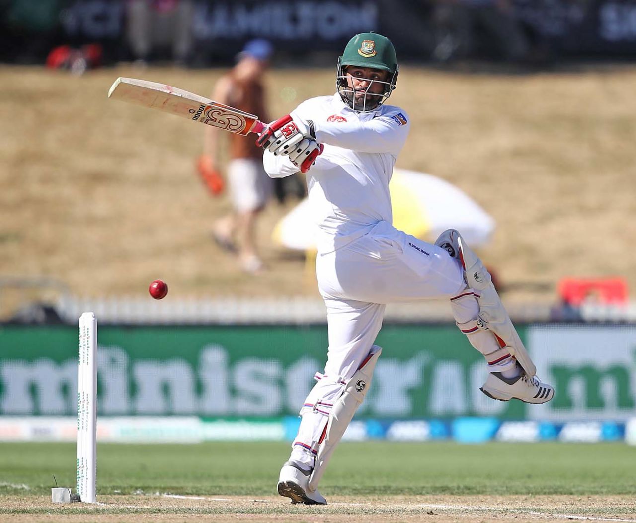 Tamim Iqbal swivels during a pull, New Zealand v Bangladesh, 1st Test, Hamilton, 3rd day, March 2, 2019