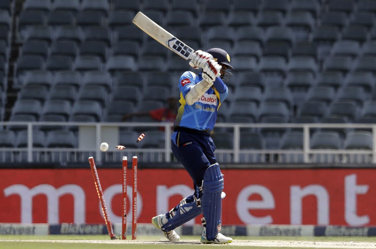 Upul Tharanga chops one on, South Africa v Sri Lanka, 1st ODI, Johannesburg, March 3, 2019