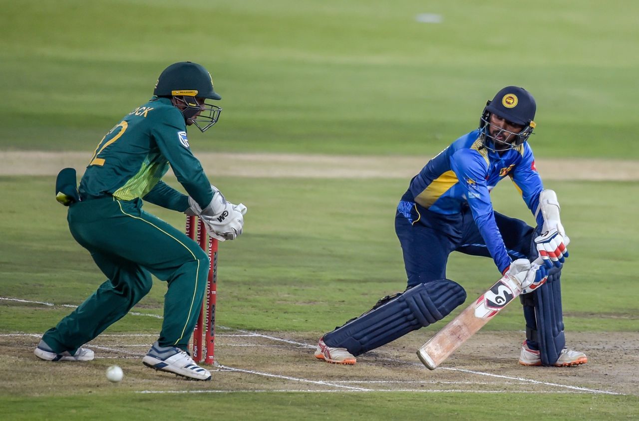 Oshada Fernando steers one past Quinton de Kock, South Africa v Sri Lanka, 2nd ODI, Centurion, February 6, 2019