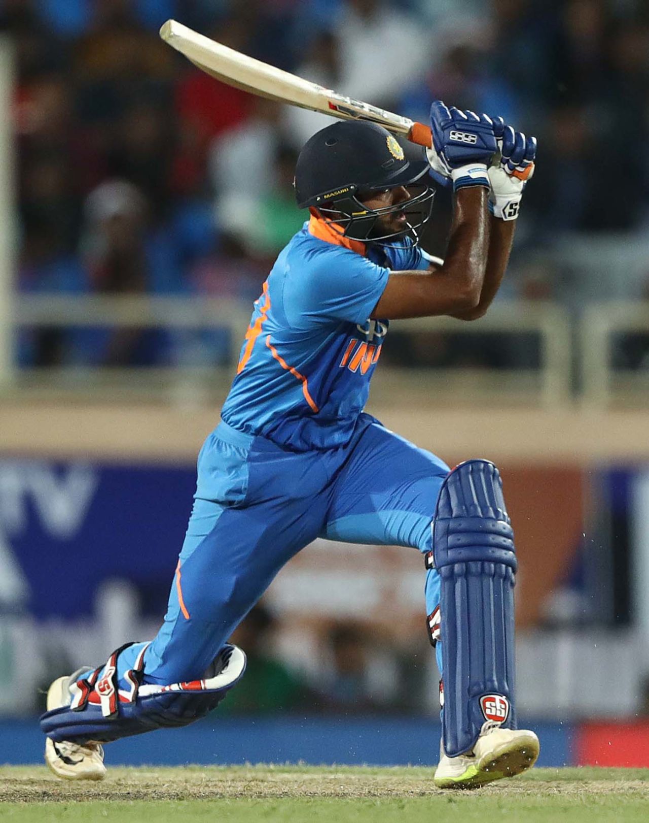 Vijay Shankar clobbers one onto the leg side, India v Australia, 3rd ODI, Ranchi, March 8, 2019