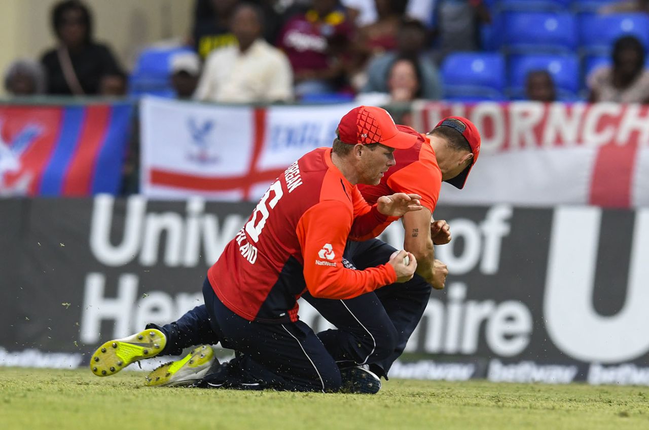 Eoin Morgan and Tom Curran collided going for a catch, West Indies v England, 2nd T20I, , St Kitts, March 8, 2019