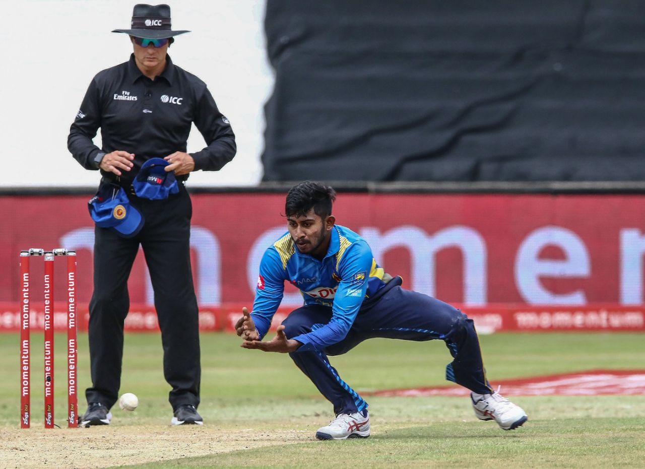 Kamindu Mendis fields off his own bowling, South Africa v Sri Lanka, 4th ODI, Durban, March 10, 2019