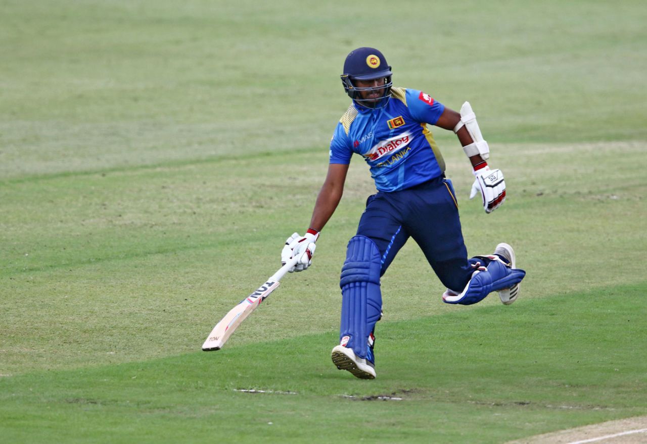 Avishka Fernando looks to make his ground, South Africa v Sri Lanka, 3rd ODI, Durban, 10 March, 2019