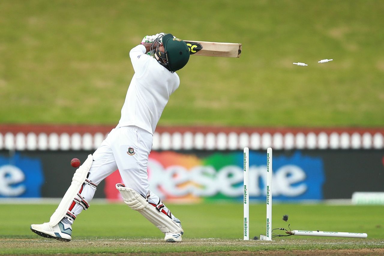 Mustafizur Rahman is bowled, New Zealand v Bangladesh, 2nd Test, Wellington, 5th day, March 12, 2019