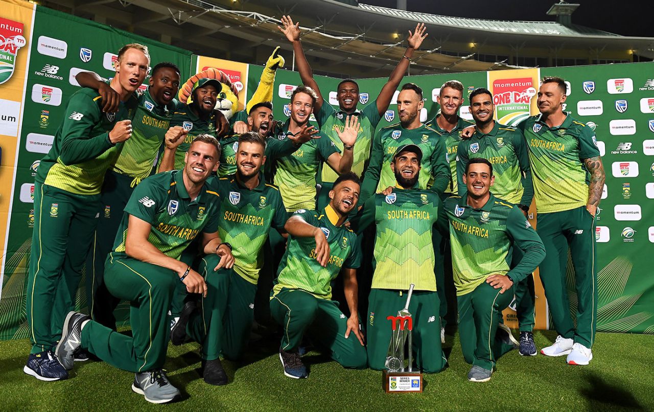 South Africa celebrate their 5-0 series victory, South Africa v Sri Lanka, 5th ODI, Cape Town, March 16, 2019