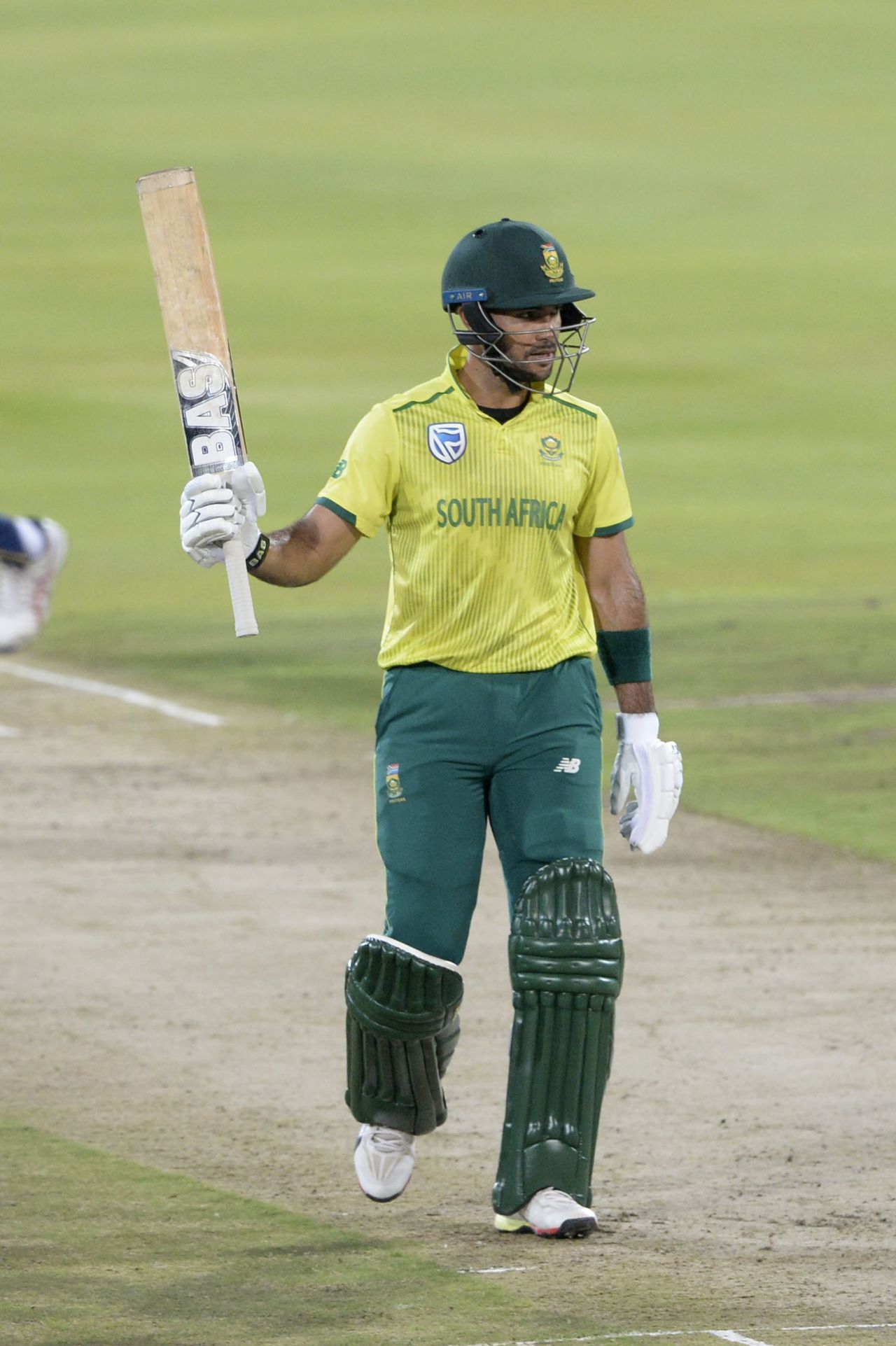 Reeza Hendricks raises his bat after a half-century, South Africa v Sri Lanka, 2nd T20I, Centurion, March 22, 2019