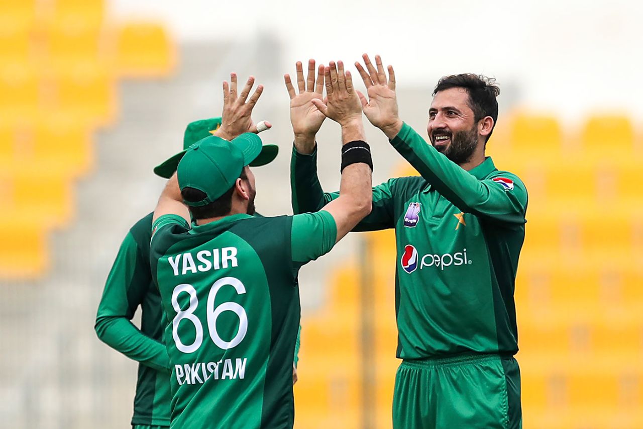 Junaid Khan struck in his first over, Pakistan v Australia, 3rd ODI, Abu Dhabi, March 27, 2019