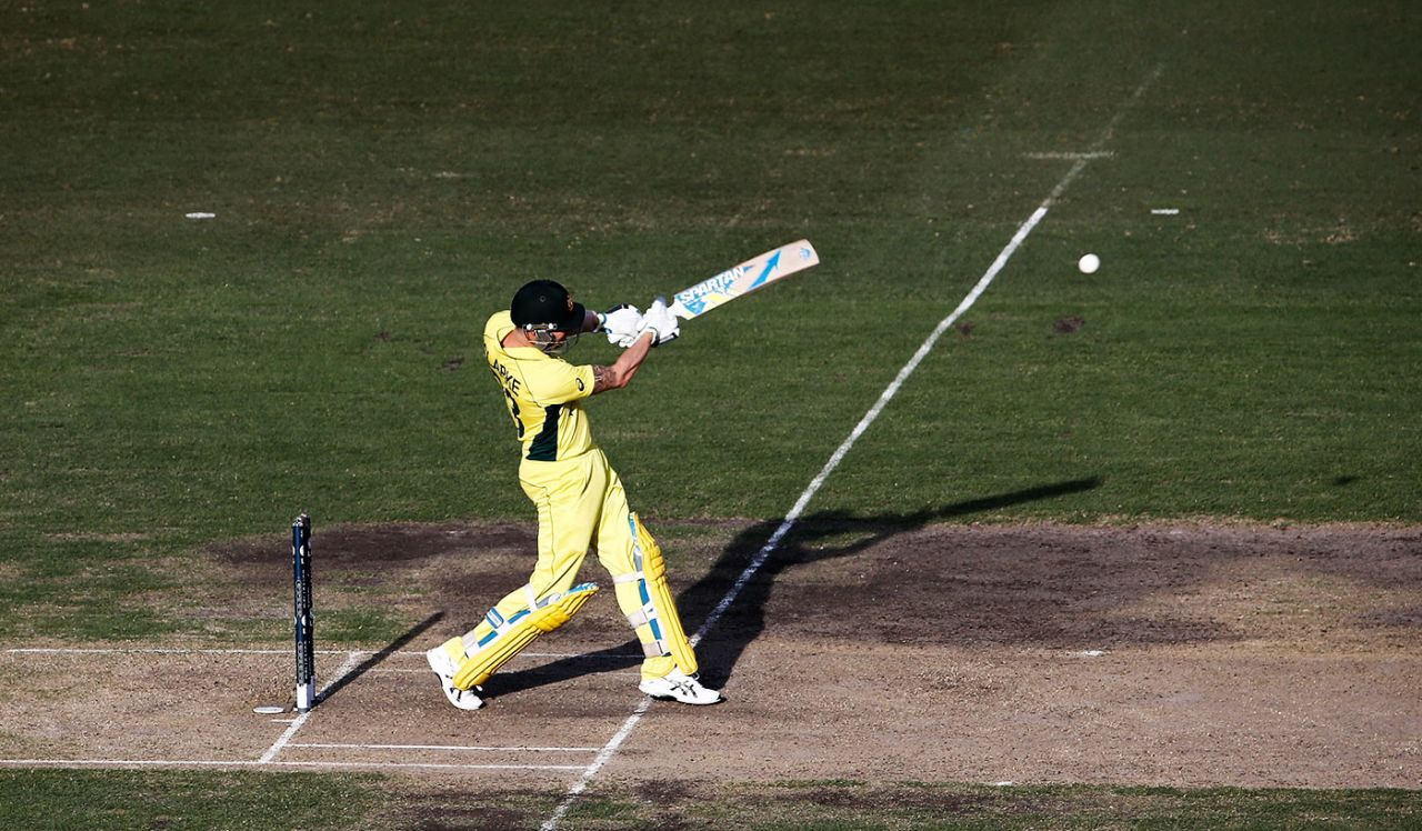 Michael Clarke pulls, Australia v India, World Cup 2015, 2nd semi-final, Sydney, March 26, 2015
