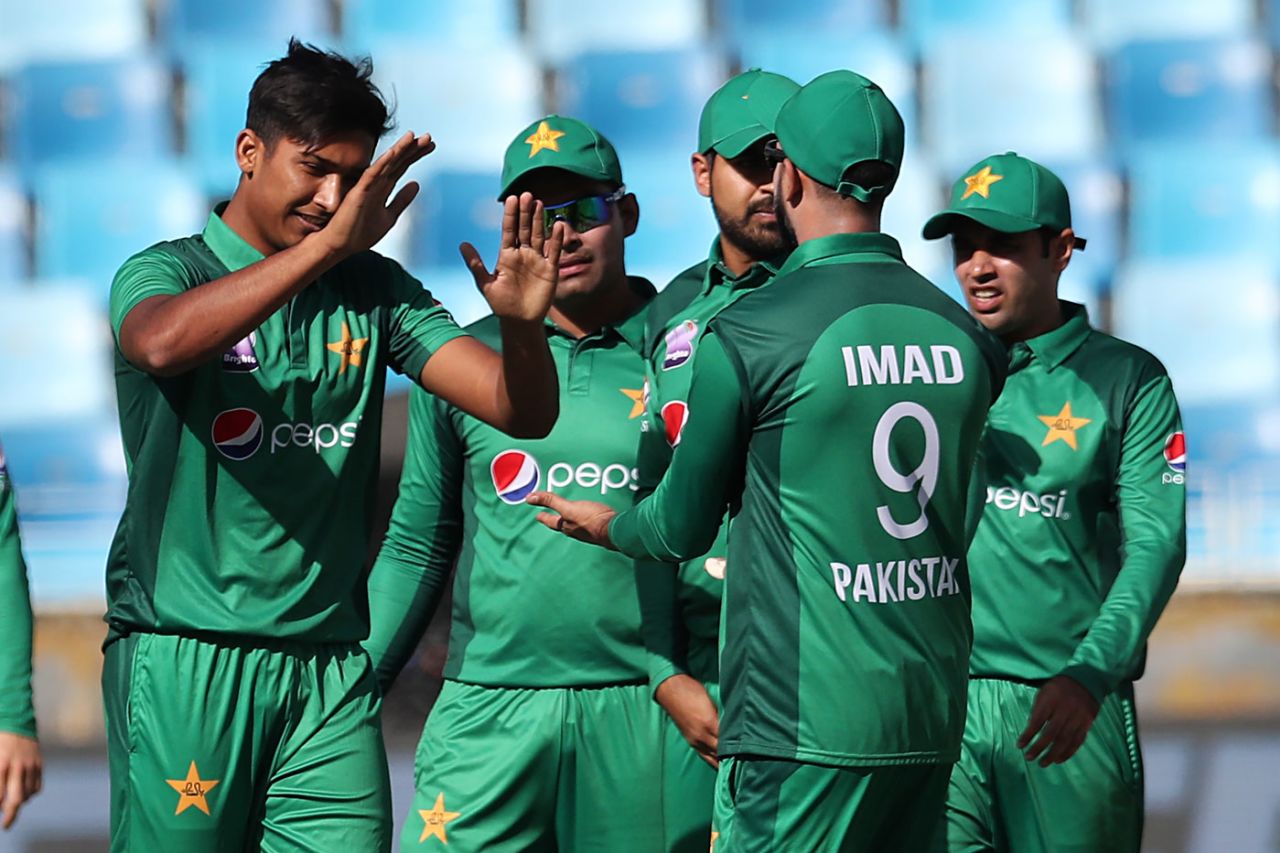 Mohammad Hasnain rejoices a wicket, Pakistan v Australia, 4th ODI, Dubai, March 29, 2019
